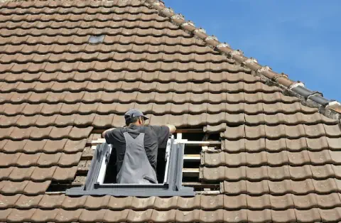 Pose de velux - Gréolières